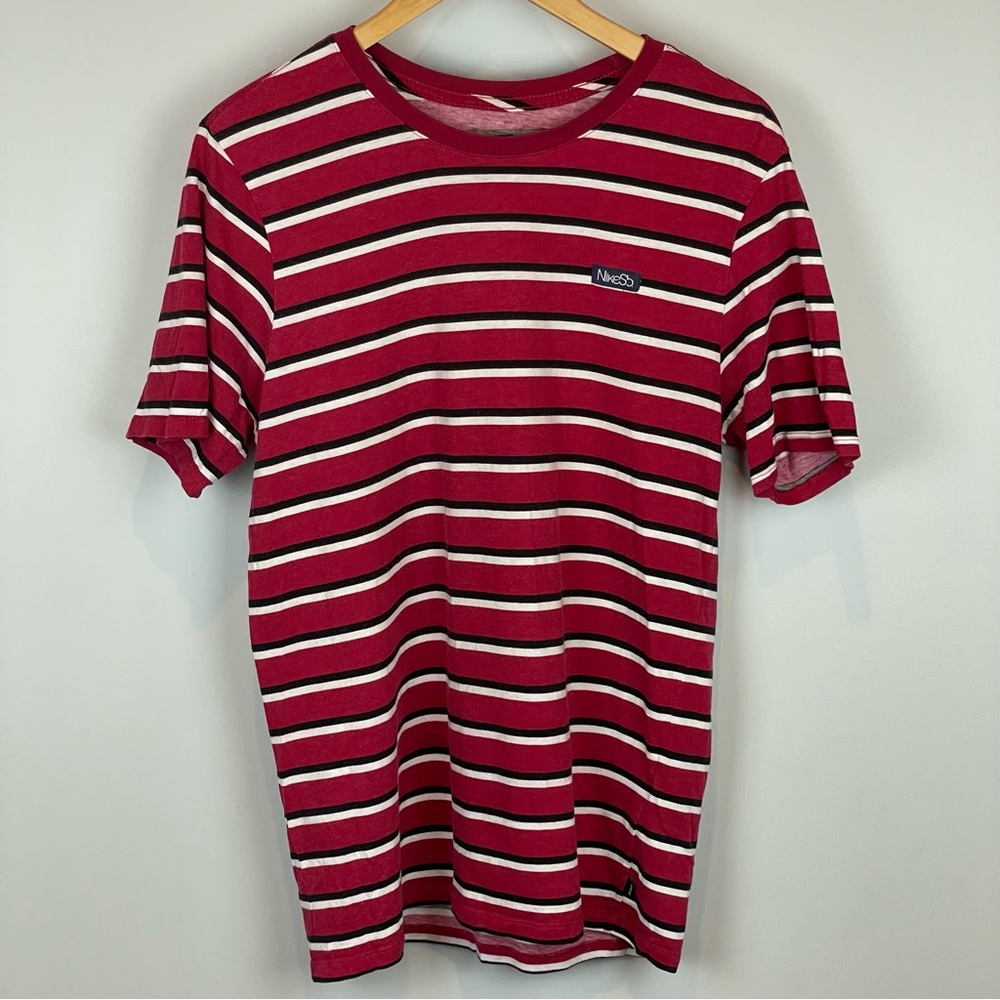 Nike SB Striped T-Shirt - Medium - Red, White and Black